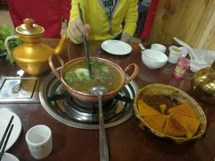 -银同牦牛肉火锅