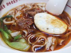 招牌红烧牛肉米粉-呷佬·长沙手工米粉(金沙江路店)