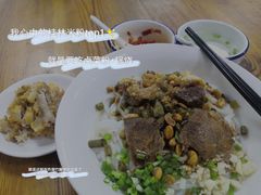 -牛八宝桂林米粉(八里庄店)