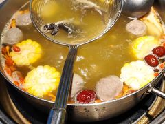 牛骨清汤-潮泰牛肉火锅 · 创于1992年(车公庙店)