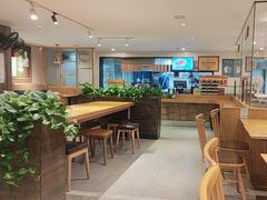 -呷佬·长沙手工米粉(金沙江路店)