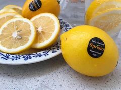 -雨露空间(嘉善施家店)