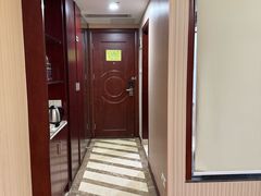 -维也纳酒店(深圳国际会展中心沙井上南店)