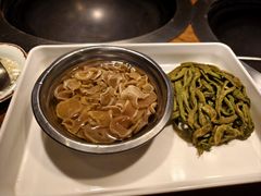 -万里闯关东铁锅炖菜馆(高新旗舰店)