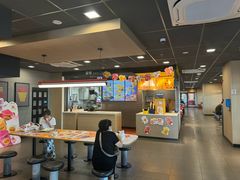 -麦当劳(江湾镇店)