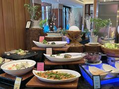 -亚龙湾希尔顿自助餐厅·海鲜·烧烤·沙滩BBQ·现场乐队