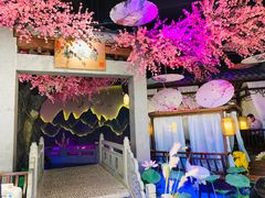 -韵秋荷(宝山龙湖天街店)