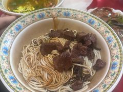 -金杨拉面王小吃面馆·牛三宝面·红烧牛肉粉