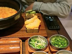 -银米·云南传统过桥米线(双廊黑金冠店)