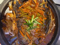 -鸣记脆皮烤鱼·海鲜烤鱼(三八广场店)