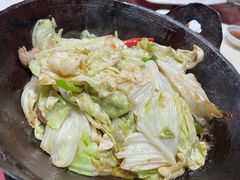 干锅手撕包菜-阿莉餐厅(枣阳路店)