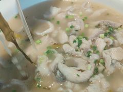 -严记小天府酸菜鱼(西四路店)