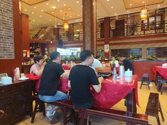 -侬佳蒸菜馆(听潮店)