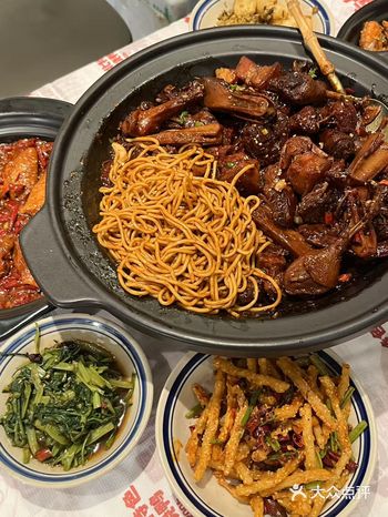 回味黑鸭煲真实评价 最近一直在网上刷到回味黑鸭煲