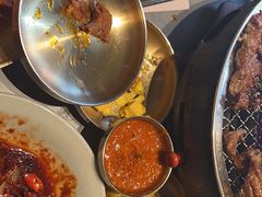 -草家酱蟹炭火烤肉店(珲春南路一店)