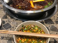 -肖肖酸萝卜鱼火锅(总店)