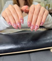 -UN·桃喜日系美睫美甲