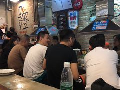 -马路牙子烧烤音乐酒馆(望京店)