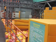 -极限PLAY运动娱乐新世界·团建派对潮玩休闲馆·室内蹦极高空游乐园