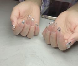 -Fanni美甲美睫皮肤管理