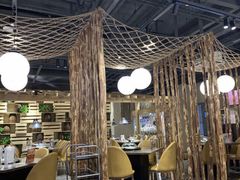 大堂-日进一片海.生腌海鲜火锅.宵夜烧烤(三里屯总店)