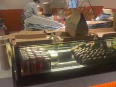 -油梨树 AVOCADO TREE(亮马桥店)