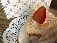 招牌燕麦蛋糕-COVA(新天地Xintiandi店)