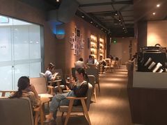 -瑞幸咖啡(外滩SOHO店)