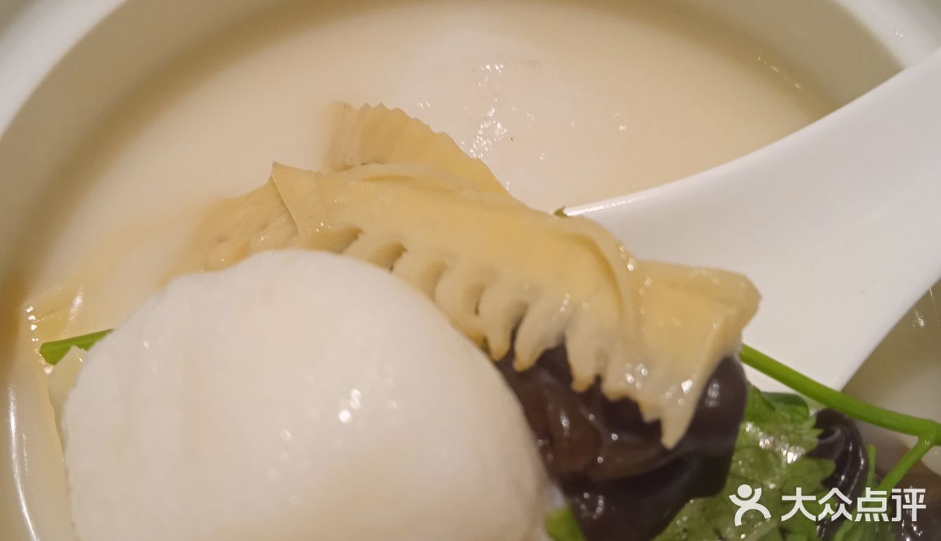 千岛湖姜君鱼头开到华漕的分店