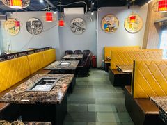 -牛里牛气· 榴莲海鲜鲜牛肉自助火锅·烤肉(横岗店)