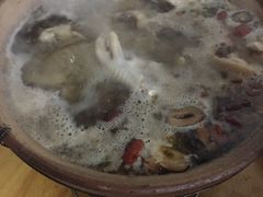 -威邵鸡煲(西华路总店)
