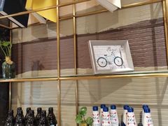 面包甜点陈列柜-丽伟的串·烧烤·砂锅(芝麻街店)
