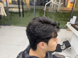 -尤司男士国潮理发馆