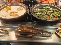 -圣丰索菲特·2 On 988 Café 自助餐厅