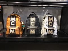-MCM(比斯特上海购物村店)