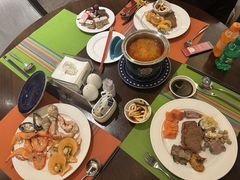 -岷山饭店-芝芝自助餐厅