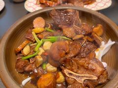 -阿瓦山寨·湘菜现炒·剁椒鱼头王(咸阳总店)