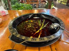 -三道苗苗鱼·美蛙黄辣丁(八里店)