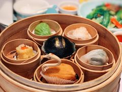 天鹅榴莲酥-南棠馆粤菜坊(群光店)