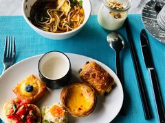 -锦厨国际自助餐厅 · 云端景观 (昆明索菲特大酒店)