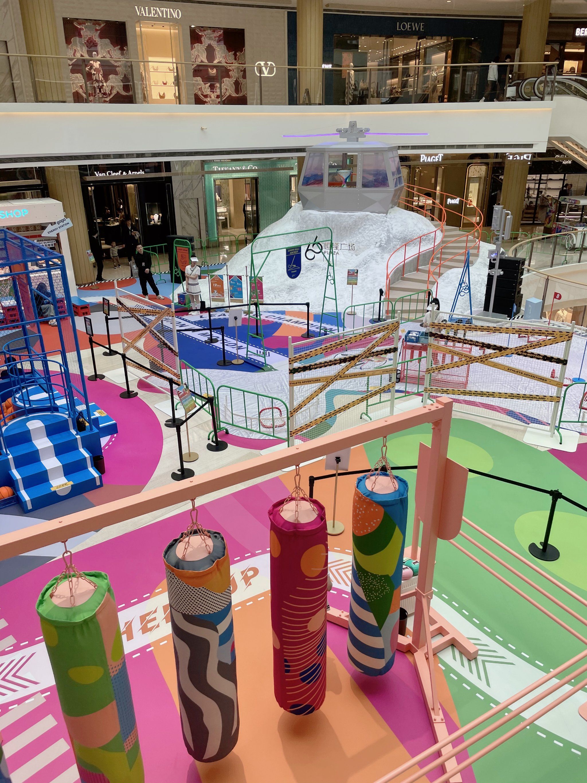 0元打卡恒隆庆典,只能看不能玩[流泪]