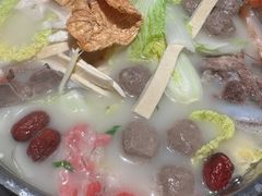 -三人行骨头王火锅(长寿店)