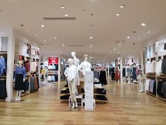 -优衣库(上海中山公园兆丰广场店)