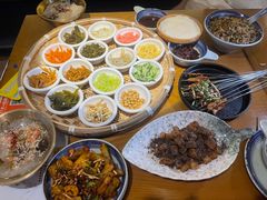 -包整·丝娃娃(一览甲秀楼风景店)