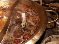 -小龙坎火锅(湖滨银泰in77店)