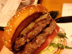 -The Habit Burger Grill 哈比特汉堡(复兴soho店)