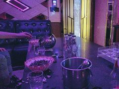 -V麦量贩KTV(富康城店)