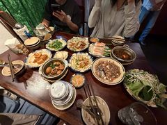 -Cuc Gach Quan Restaurant