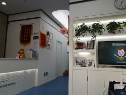 -蕾特恩专业祛痘·皮肤管理