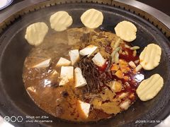 -田家大院东北农家菜铁锅炖(西安总店)